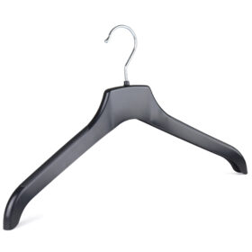 black plastic jacket, suit hanger 404-090