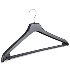 black plastic jacket, suit hanger 404-104