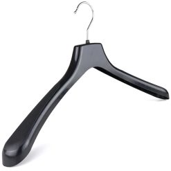 black plastic jacket, suit hanger 402-108