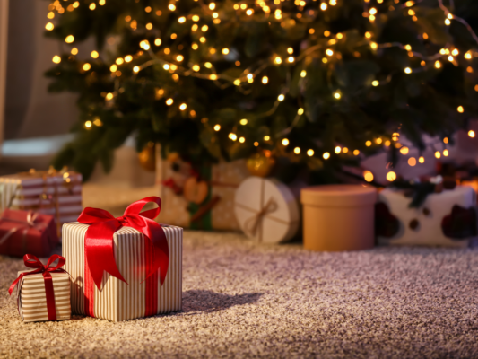 Christmas tree and presents