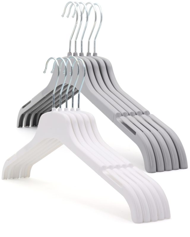 Group pic of white and grey RCT43 plastic hangers.